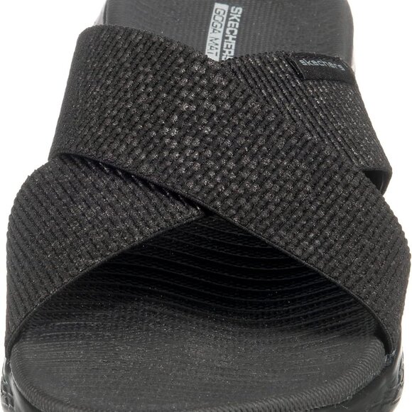 Women's On-The-go 600-Glistening Metallic Mesh Slide Sandal - Picture 4 of 7